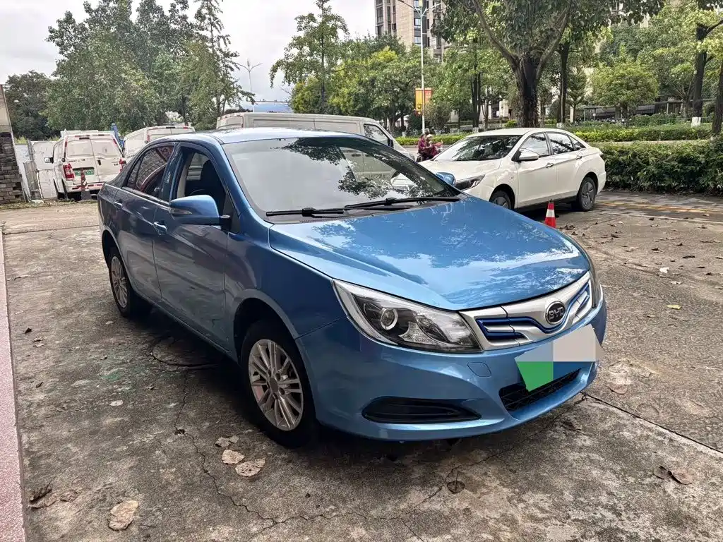 BYD e5 — миниатюра 2