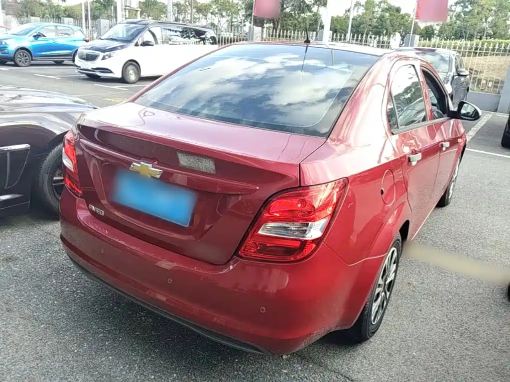 Chevrolet Aveo — миниатюра 7
