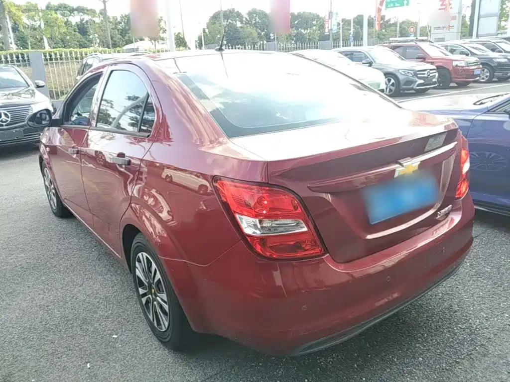 Chevrolet Aveo — миниатюра 5