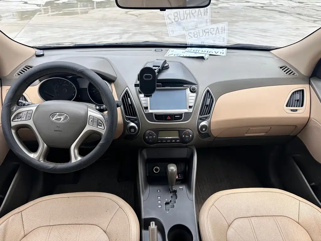 Hyundai ix35 — миниатюра 9