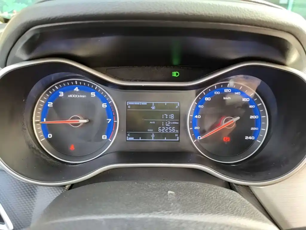 Geely Vision — миниатюра 12