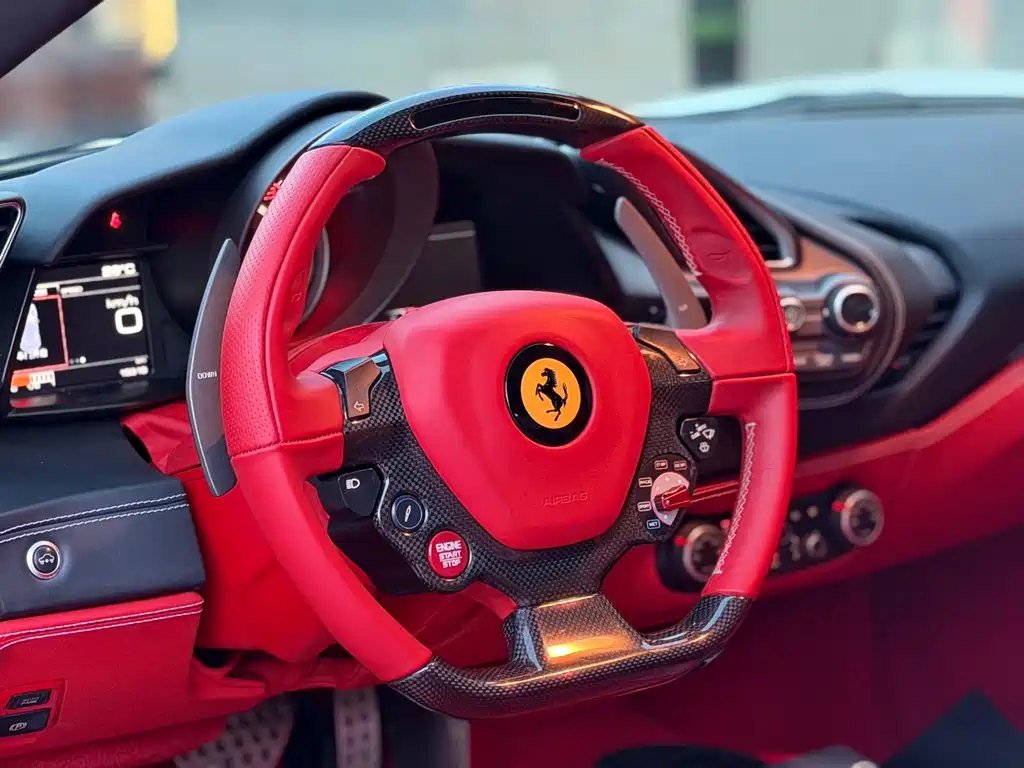 Ferrari 488 — миниатюра 5