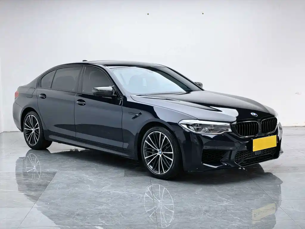 BMW 5 Series — миниатюра 10