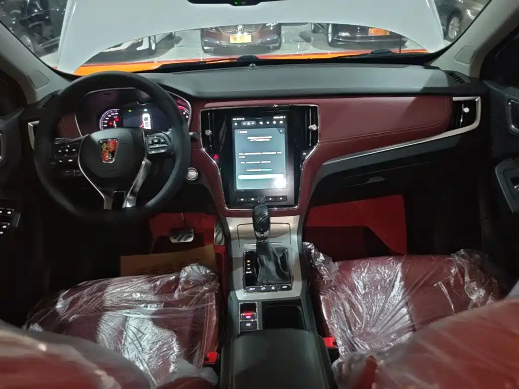Roewe RX5 — миниатюра 10