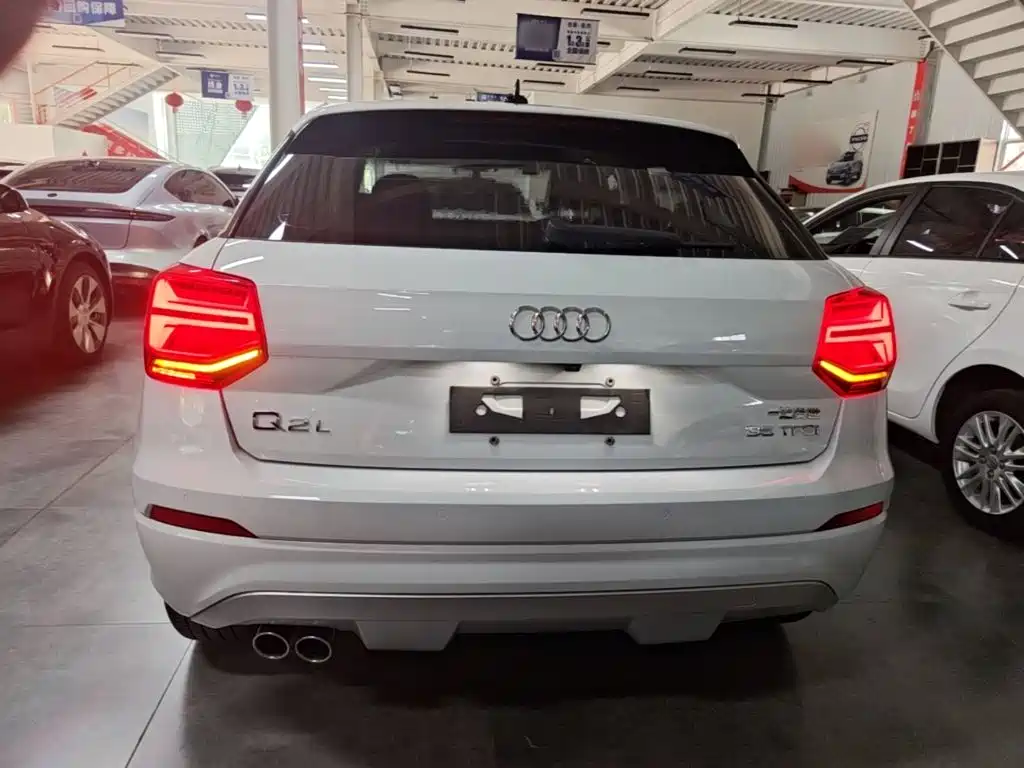 Audi Q2L — миниатюра 6