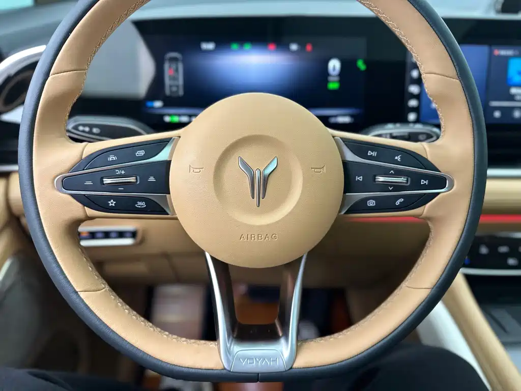VOYAH Dreamer — миниатюра 21
