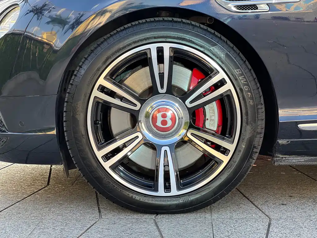 Bentley Continental — миниатюра 8