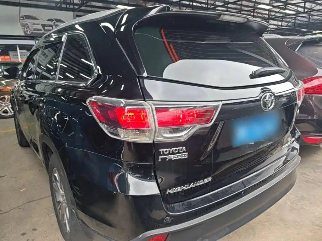 Toyota Highlander — миниатюра 5