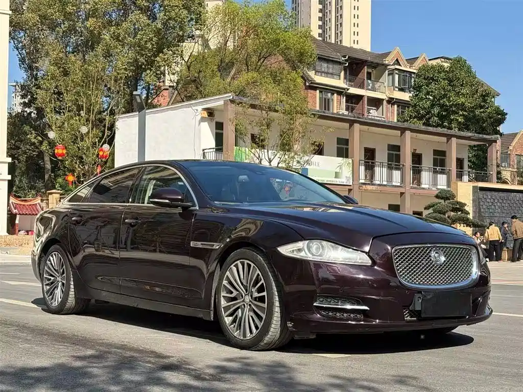 Jaguar XJ 2010 XJL 5.0