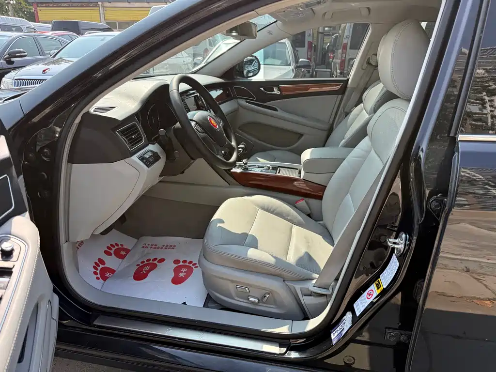 Hongqi Hongqi H7 — миниатюра 8