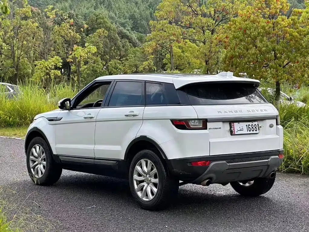 Land Rover Evoque — миниатюра 9