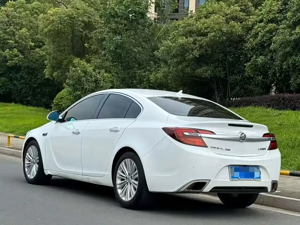 Buick Regal — миниатюра 5