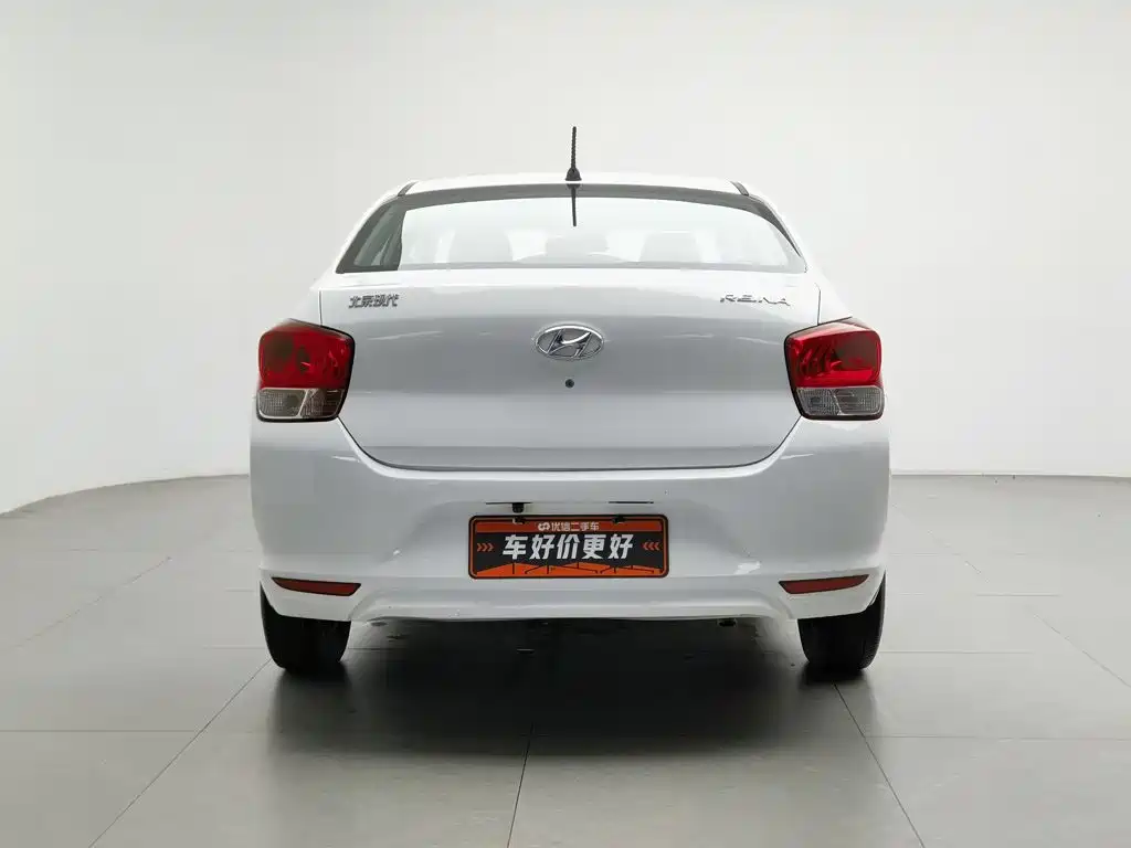 Hyundai Verna — миниатюра 4