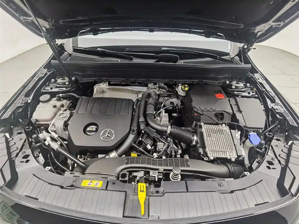 Mercedes-Benz GLB 2024 GLB 200