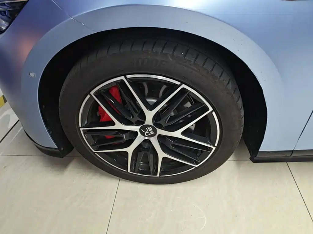 BYD Хань Ли — миниатюра 23