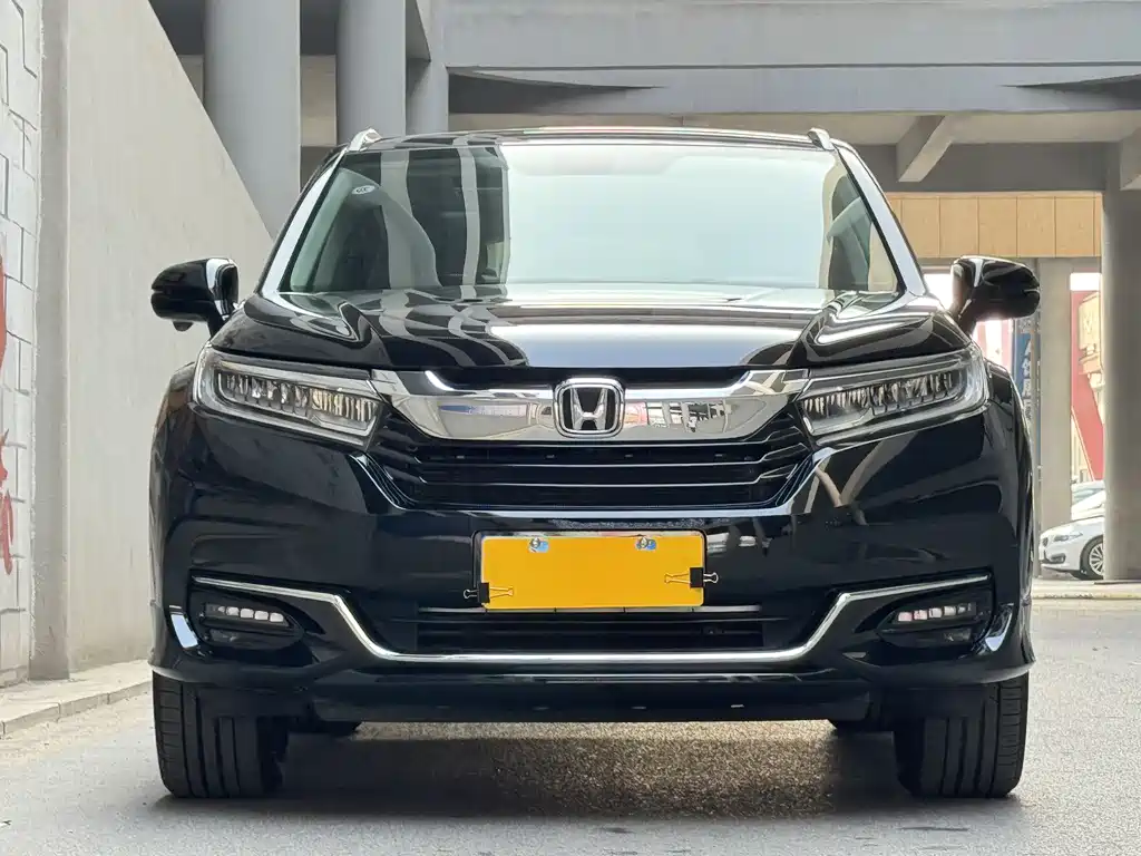 HONDA CROWN ROAD