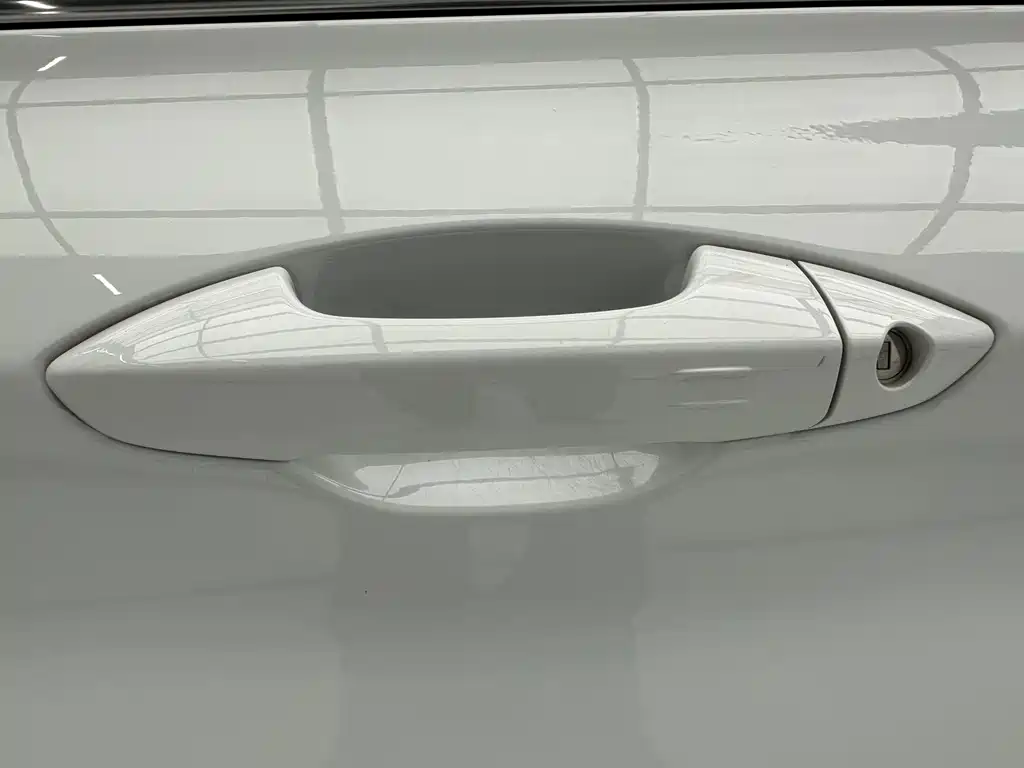 Geely Binyue — миниатюра 11