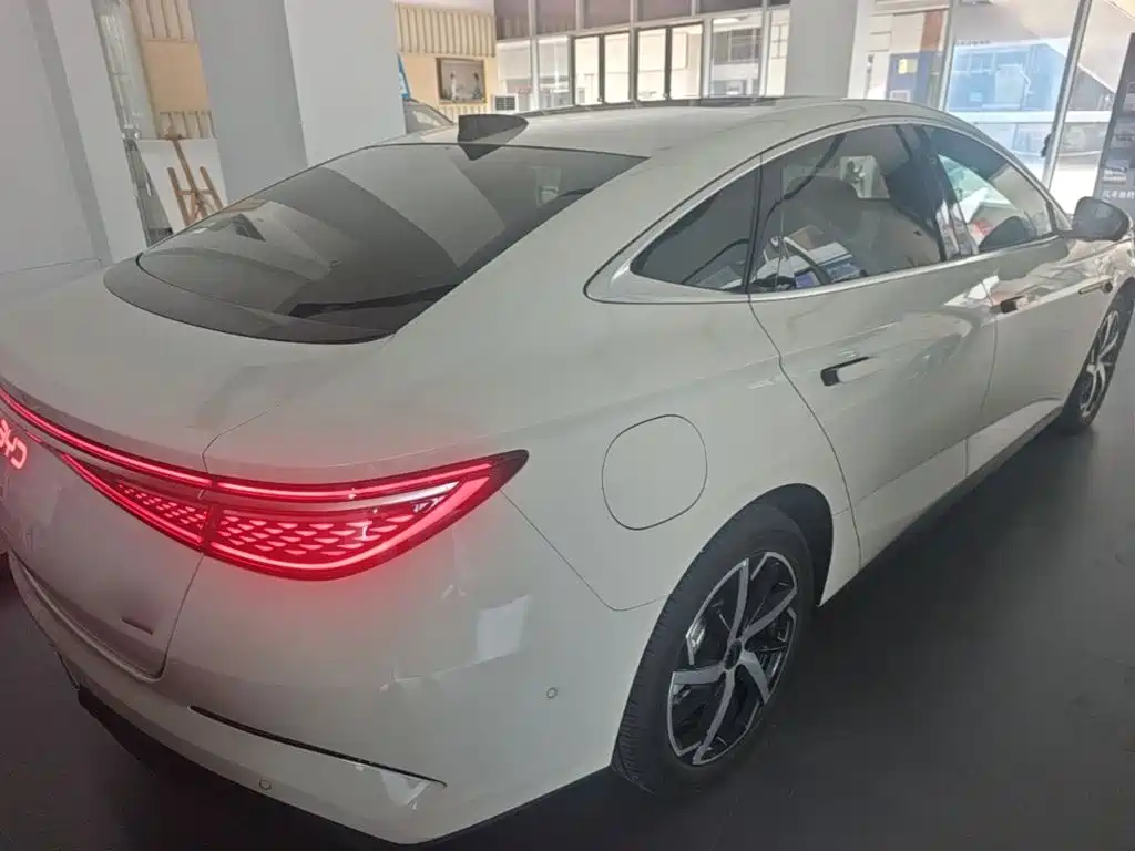 BYD Seal 07 DM-i — миниатюра 7