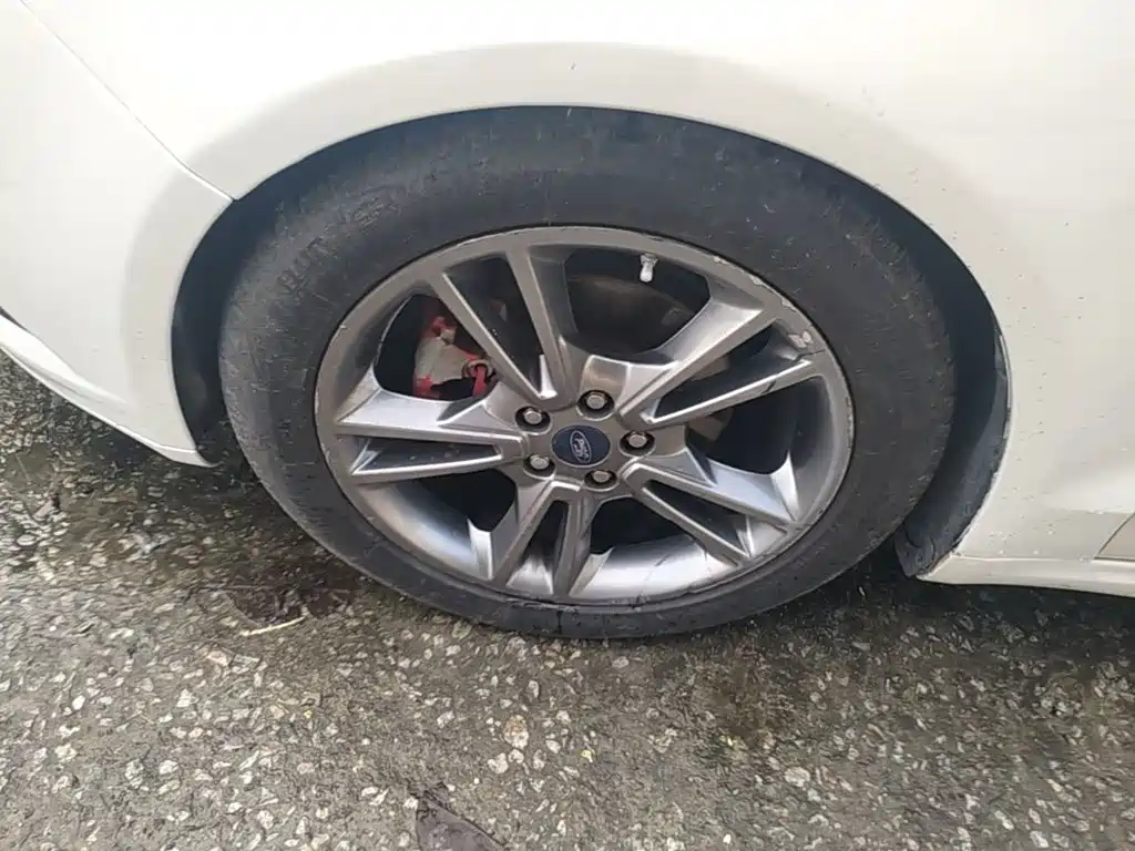 Ford Mondeo — миниатюра 23