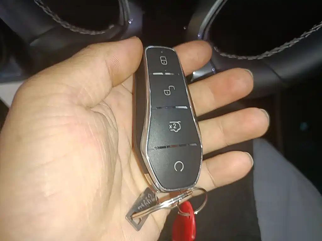 BYD Seals 06 DM-i версия для путешествий — миниатюра 9