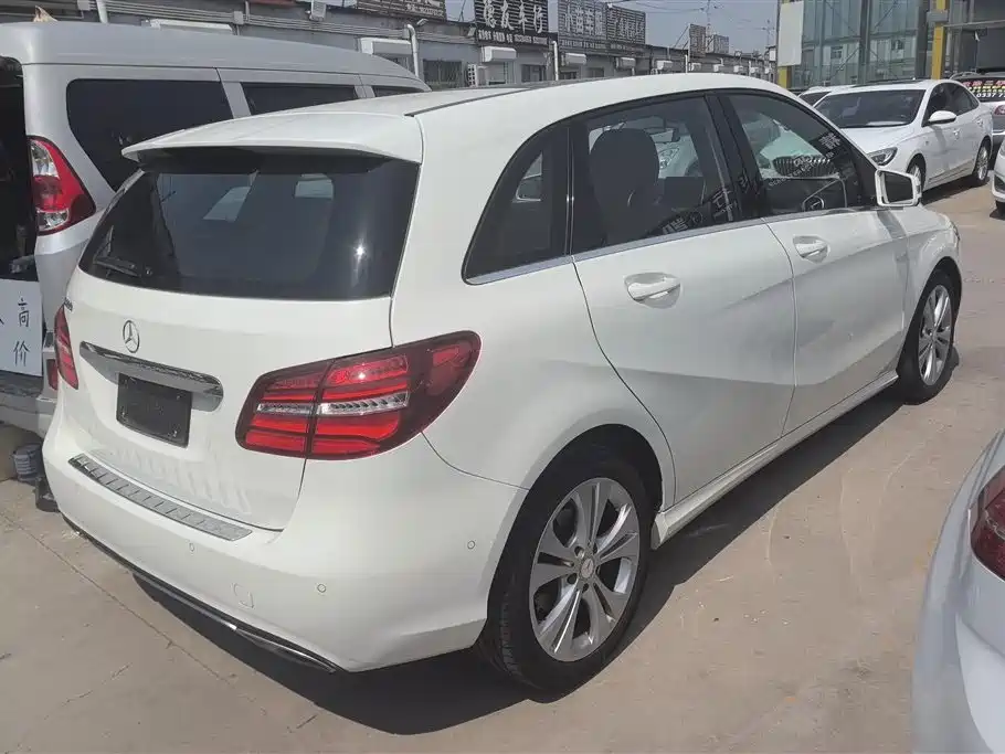 Mercedes-Benz B-Class B 2015 B 200 Fashion