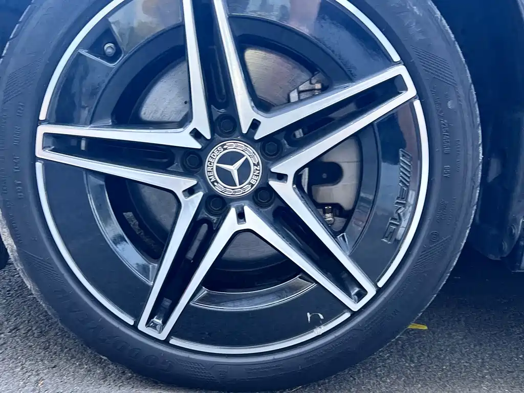 Mercedes-Benz C-Class — миниатюра 3