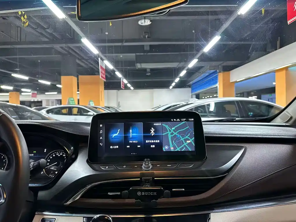 Buick GL8 — миниатюра 11