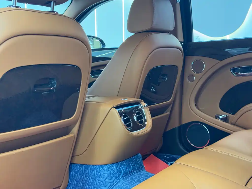 Bentley Mulsanne 6.8T Mulliner Special Edition, фото 27