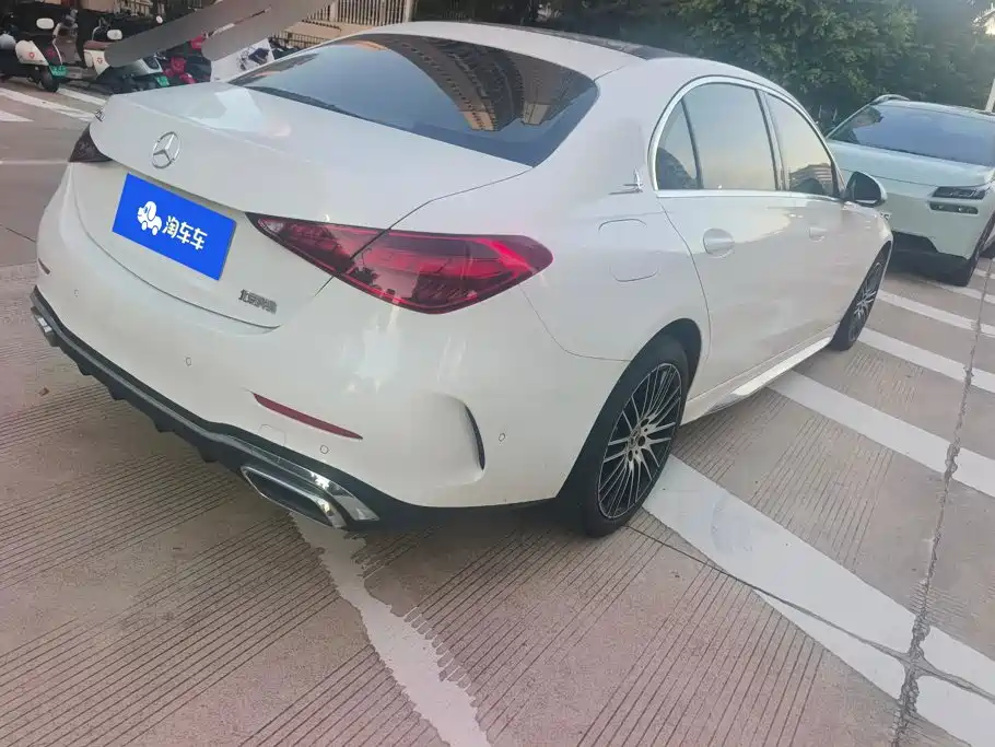 Mercedes-Benz C-Class — миниатюра 3