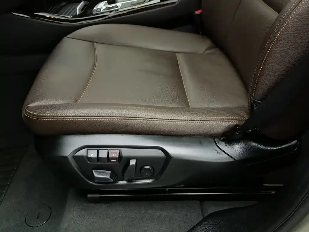 BMW X4 — миниатюра 20