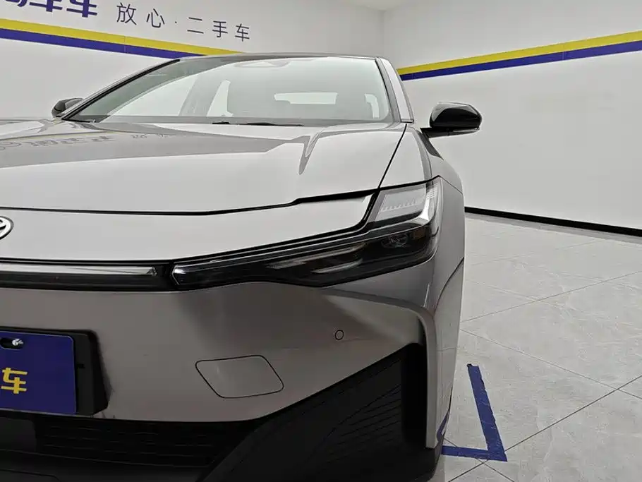 Toyota bZ3 — миниатюра 5
