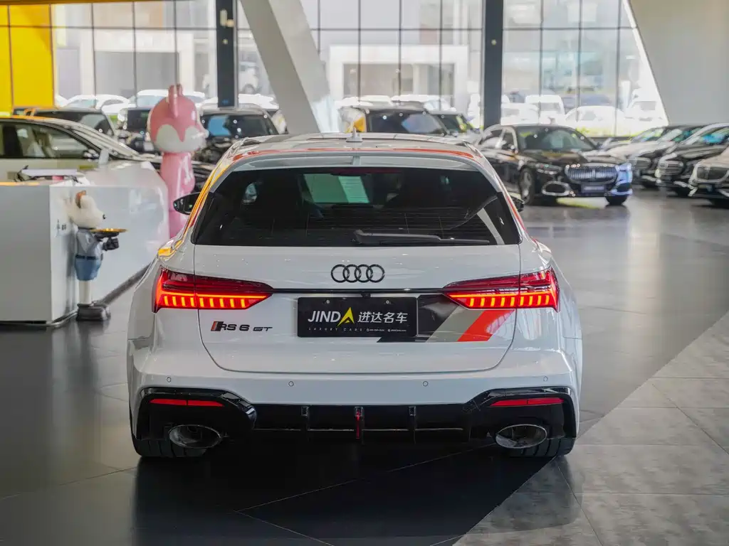 Audi RS 6 — миниатюра 10