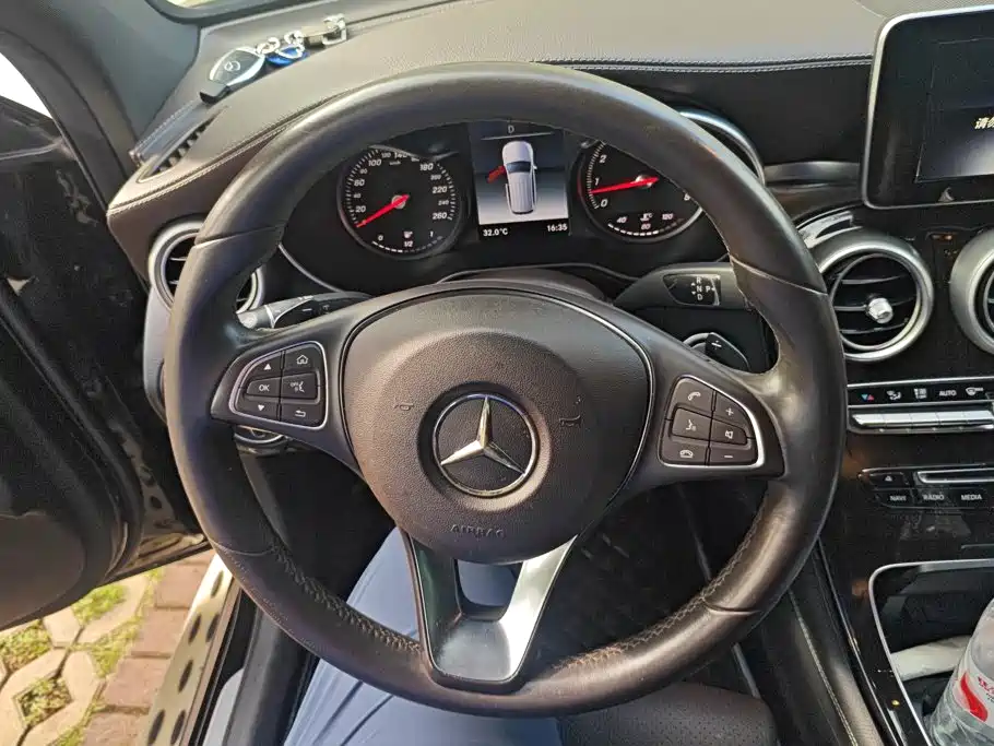 Mercedes-Benz GLC — миниатюра 15