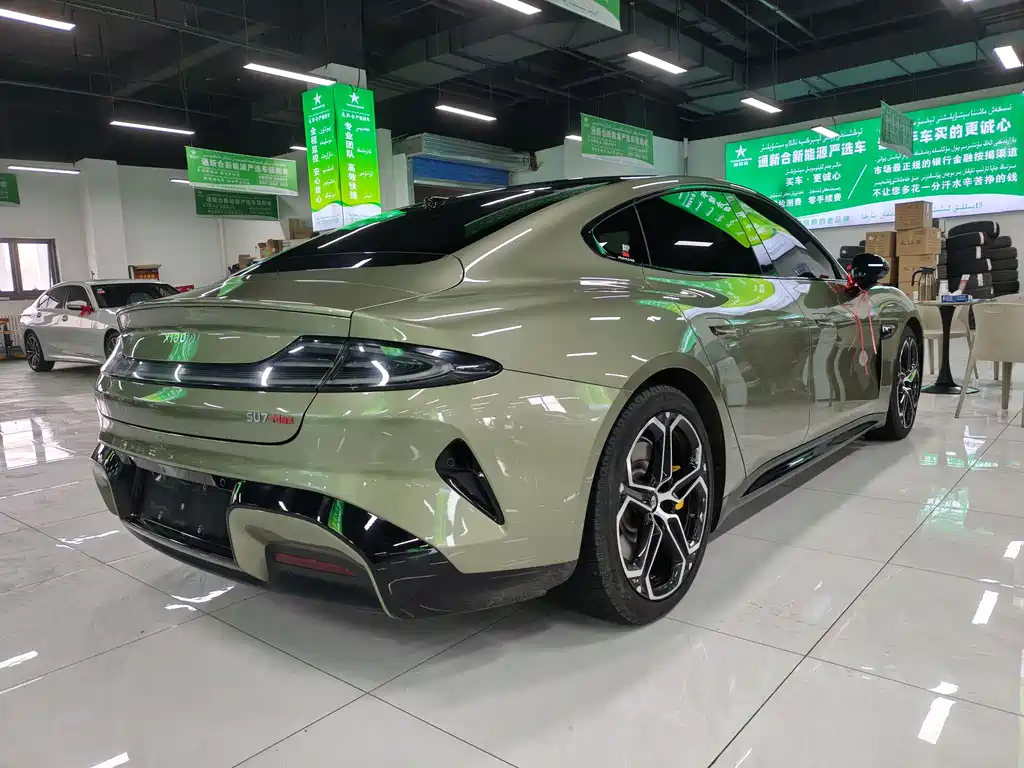XIAOMI CAR XIAOMI SU7