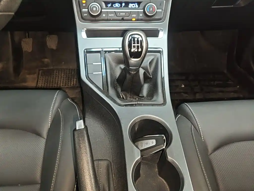 Geely Emgrand — миниатюра 14