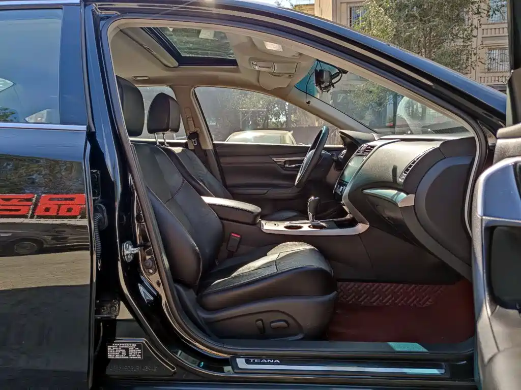 Nissan Teana — миниатюра 8