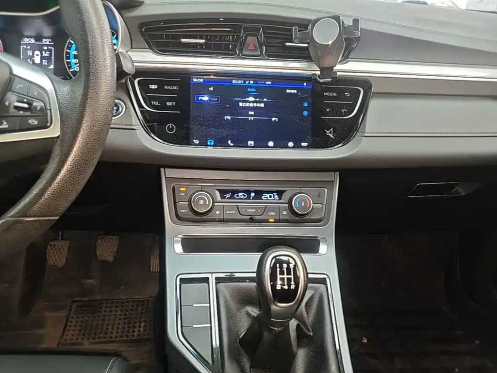 Geely Emgrand — миниатюра 13