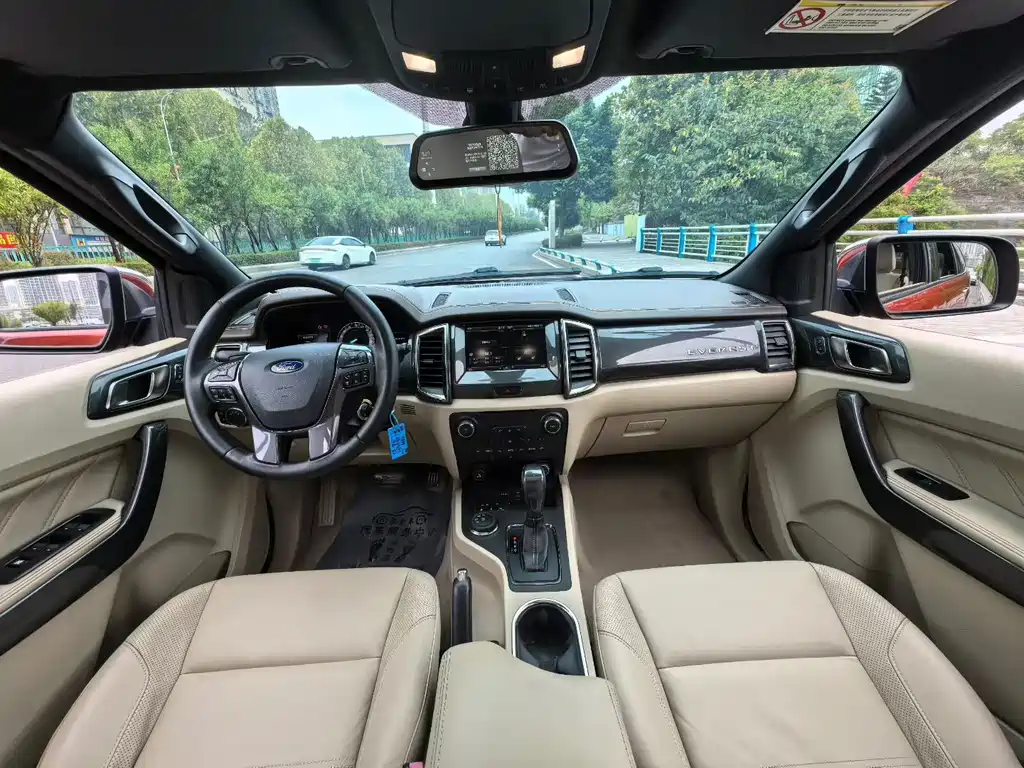 Ford Everest — миниатюра 6