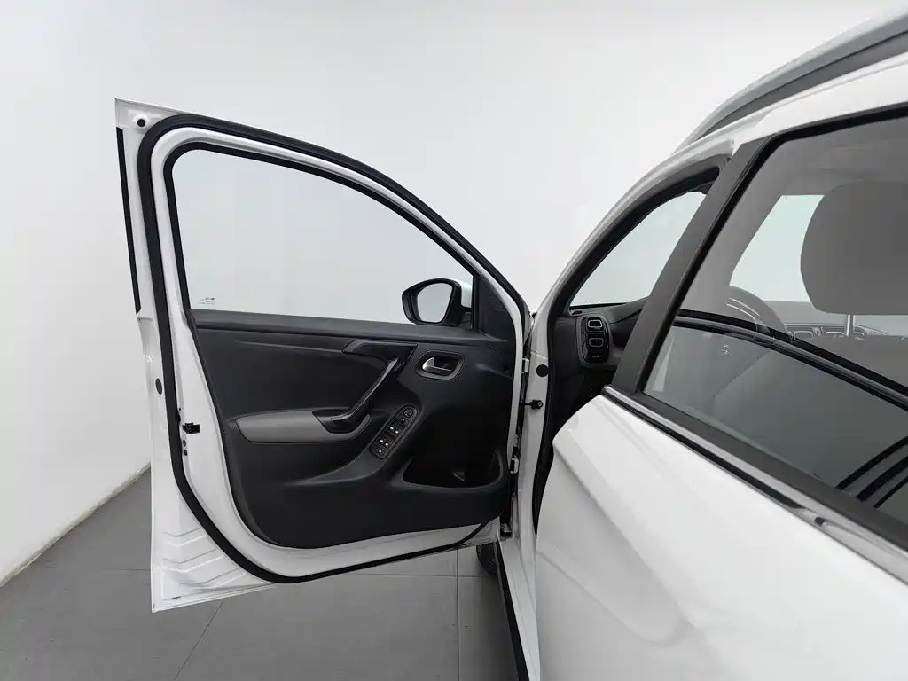 Citroen C3-XR — миниатюра 8