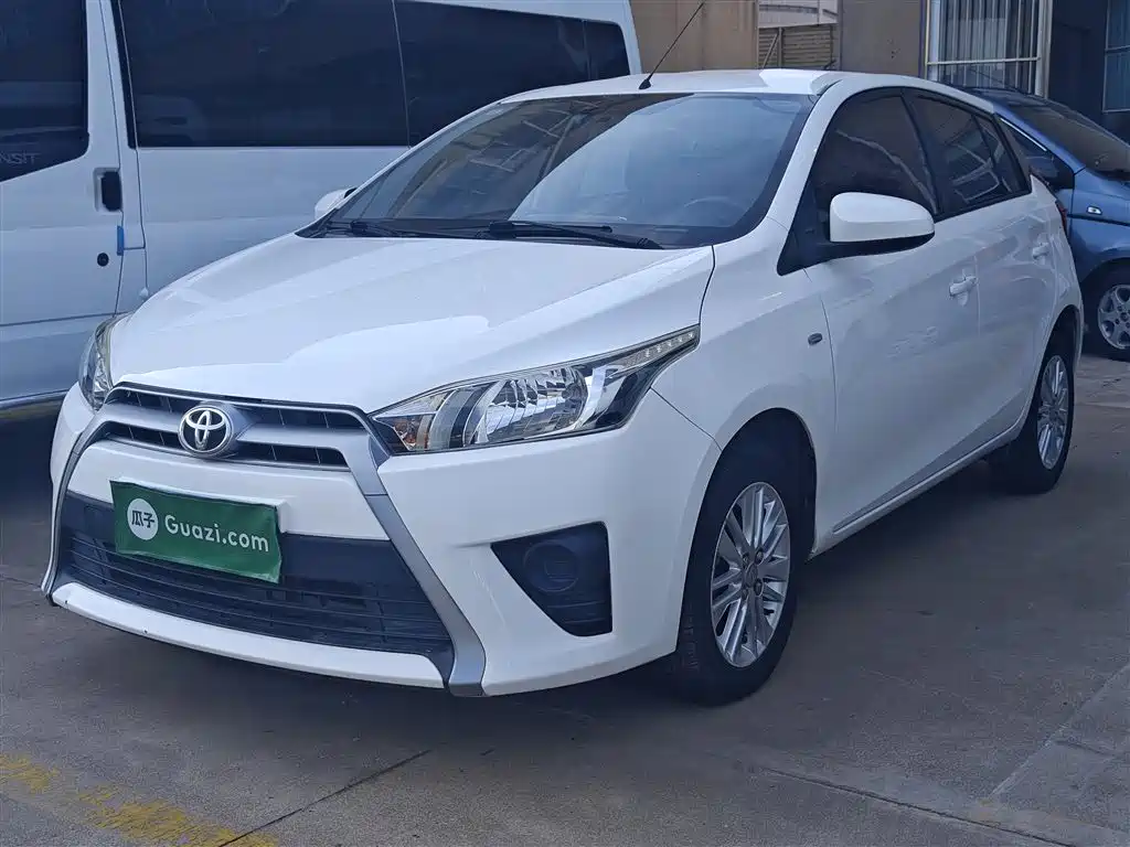 Купить Toyota Yaris L