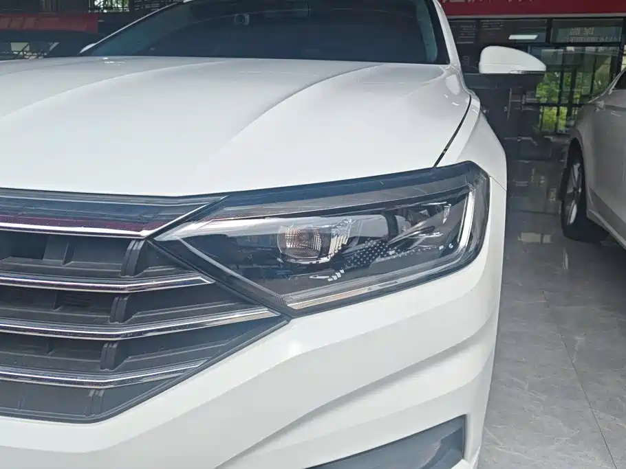 Volkswagen Sagitar — миниатюра 5