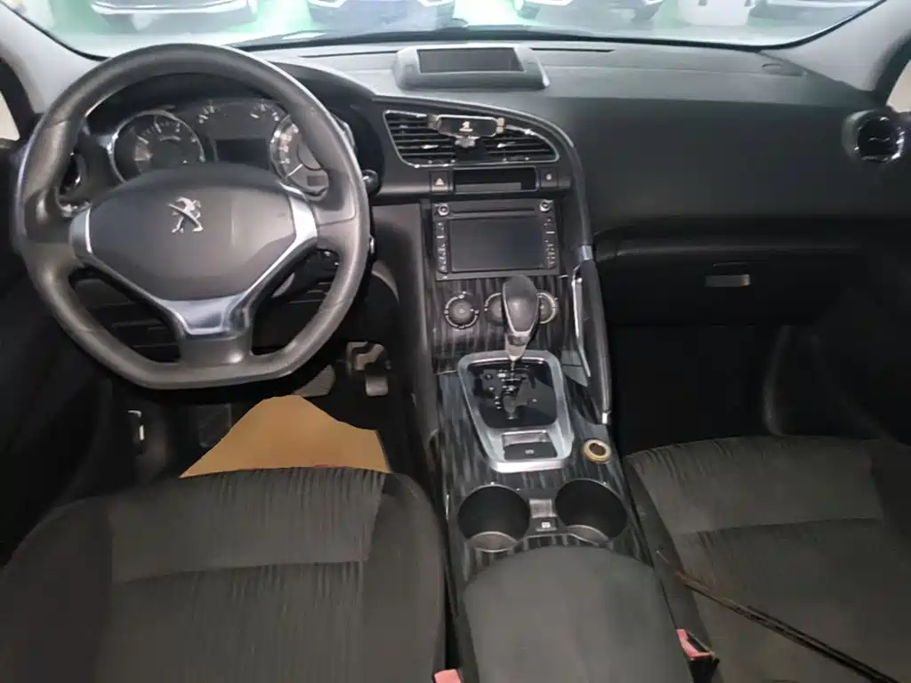 Peugeot 3008 — миниатюра 10