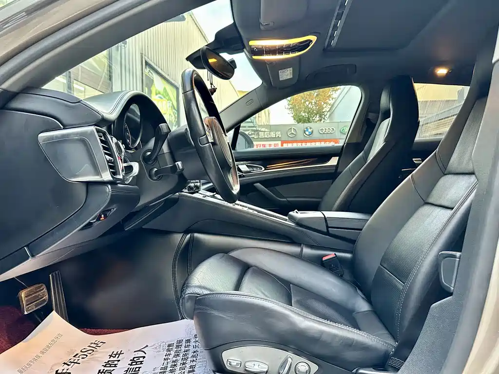 Porsche Panamera — миниатюра 8