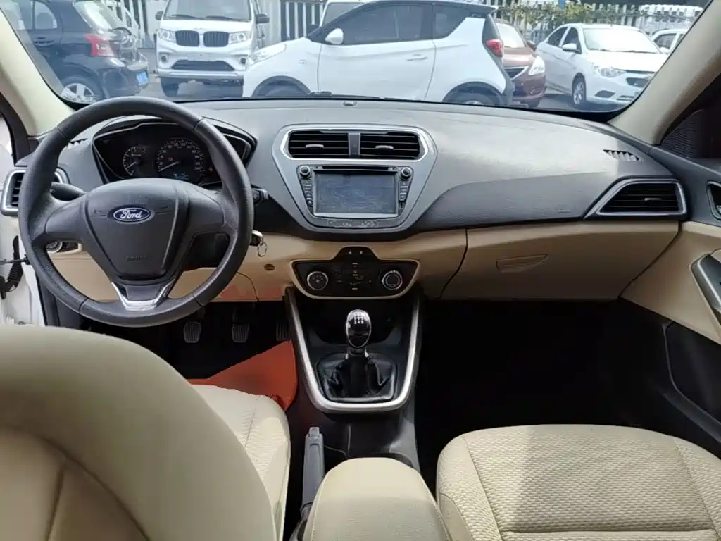 Ford Escort — миниатюра 10