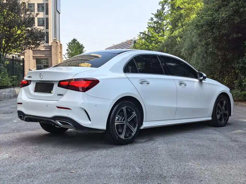 Mercedes-Benz A-Class — миниатюра 13