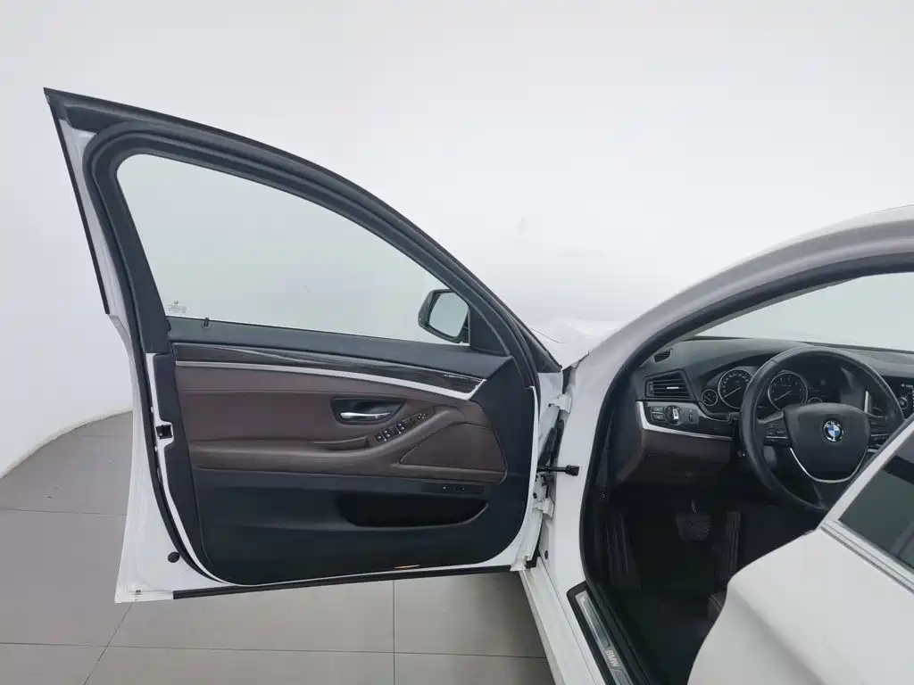 BMW 5 Series 5 2014 525Li Luxury