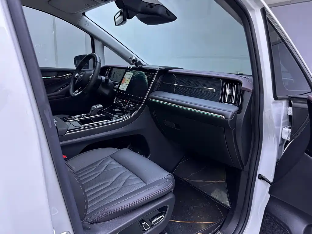 GAC Motor Trumpchi M8 — миниатюра 12