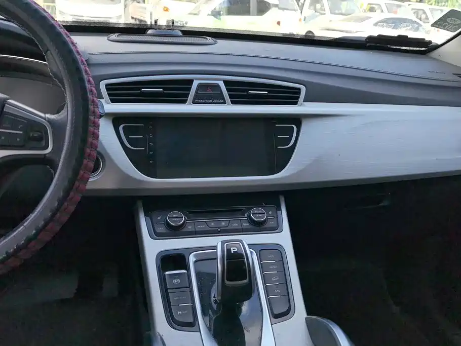 Geely Boyue — миниатюра 13