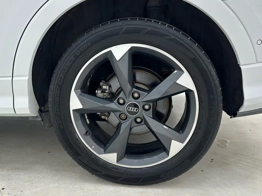 Audi Q3 — фотографии объявления, Фото 19