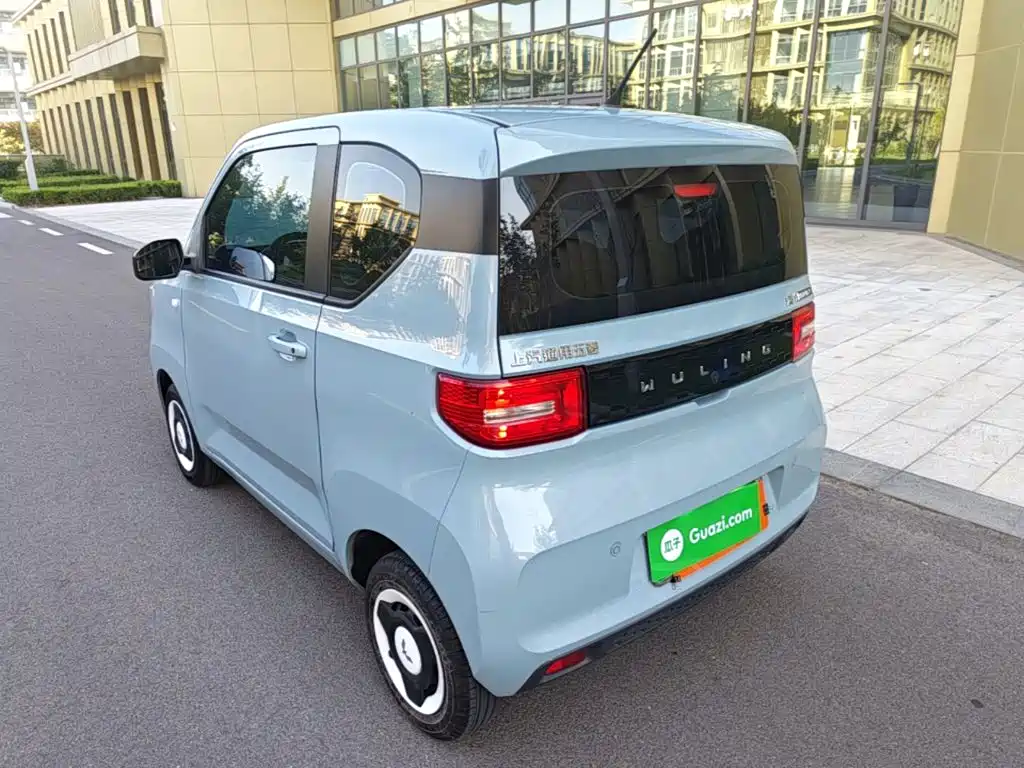 Wuling MINIEV — миниатюра 5